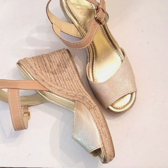 Marc Fisher Shoes - NEW Marc Fisher Maiseey Leather Espadrille Wedge Sandal Metallic Light Gold